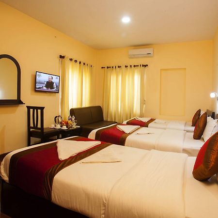 Hotel Dream City Катманду Экстерьер фото