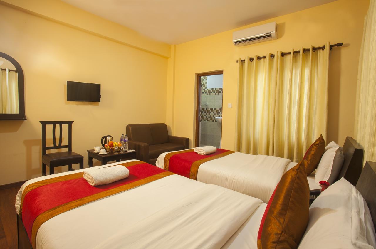 Hotel Dream City Катманду Экстерьер фото