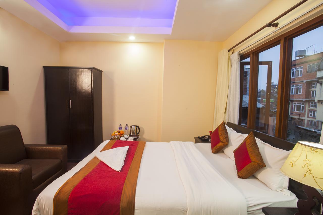 Hotel Dream City Катманду Экстерьер фото