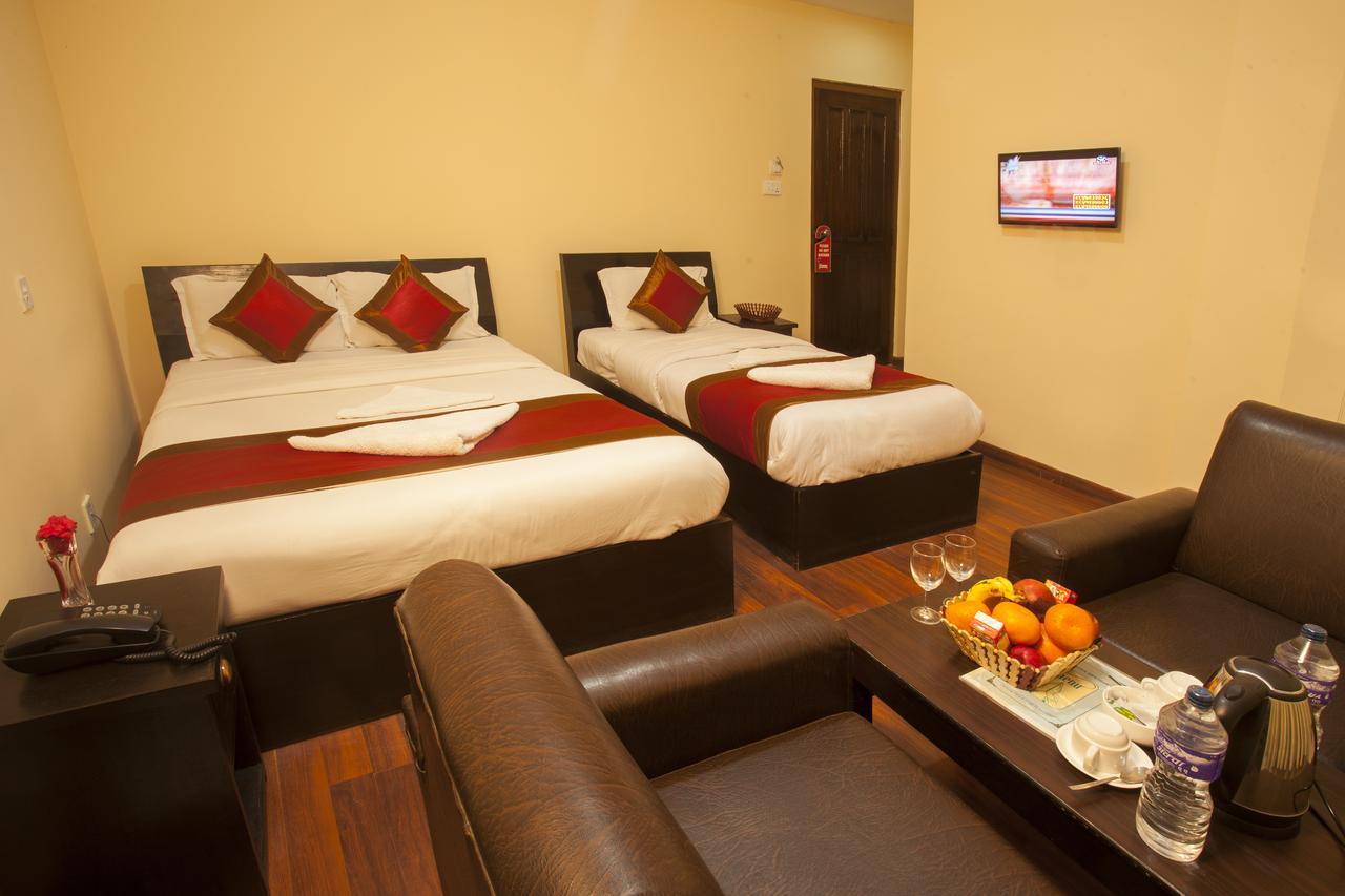 Hotel Dream City Катманду Экстерьер фото