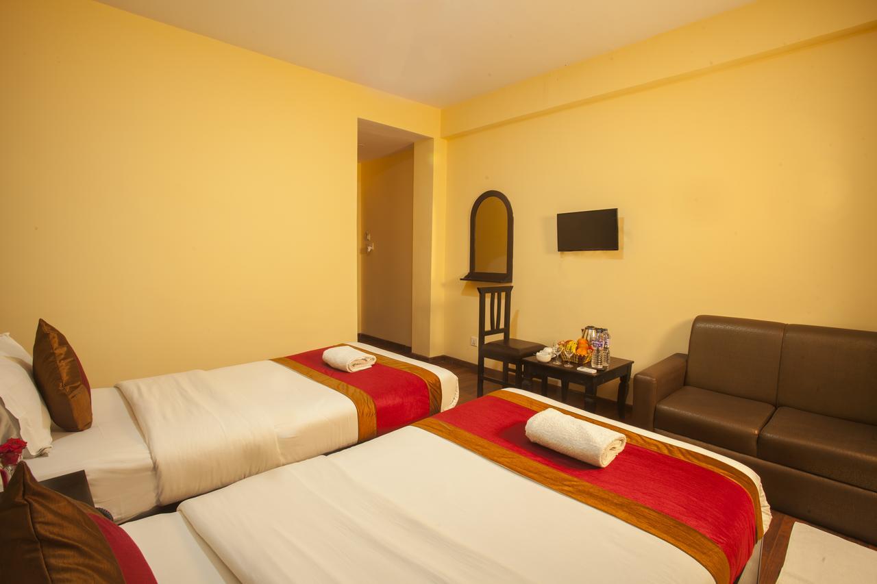 Hotel Dream City Катманду Экстерьер фото