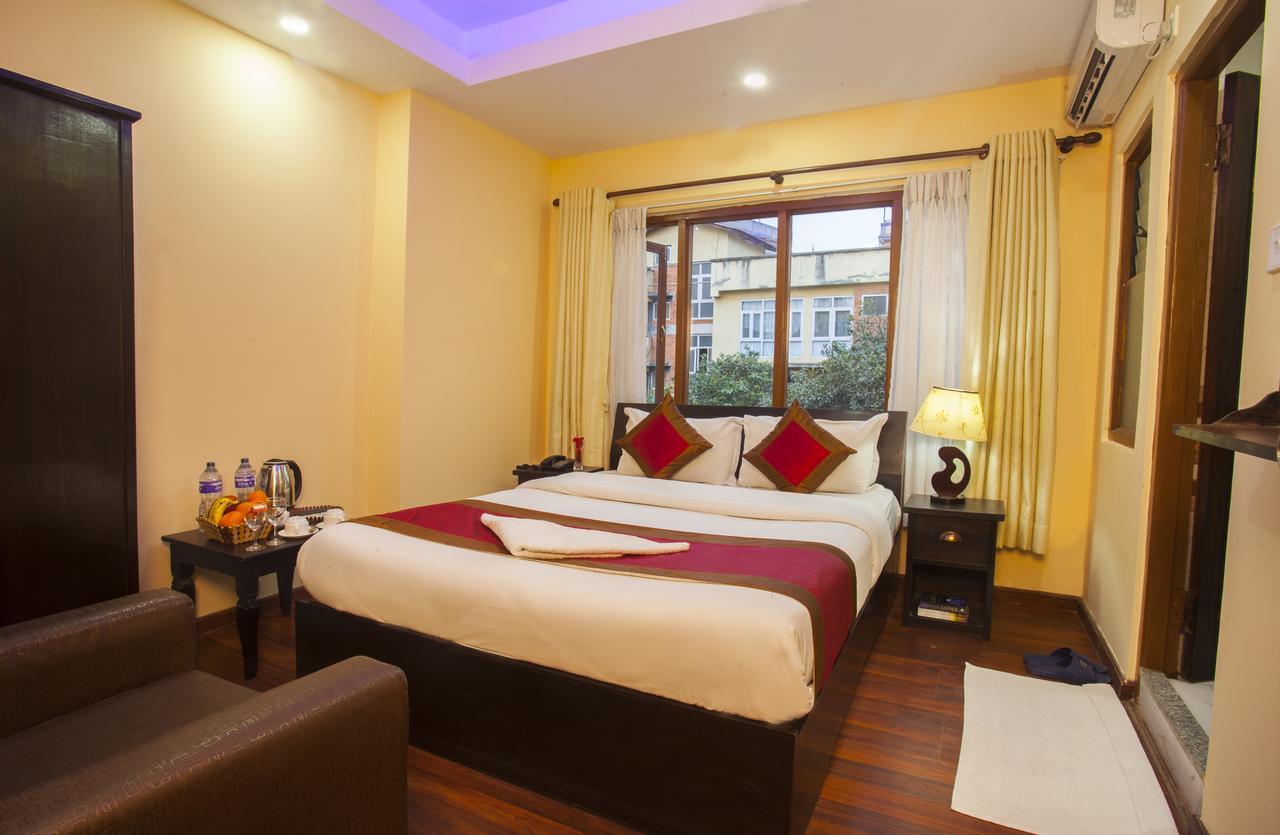 Hotel Dream City Катманду Экстерьер фото