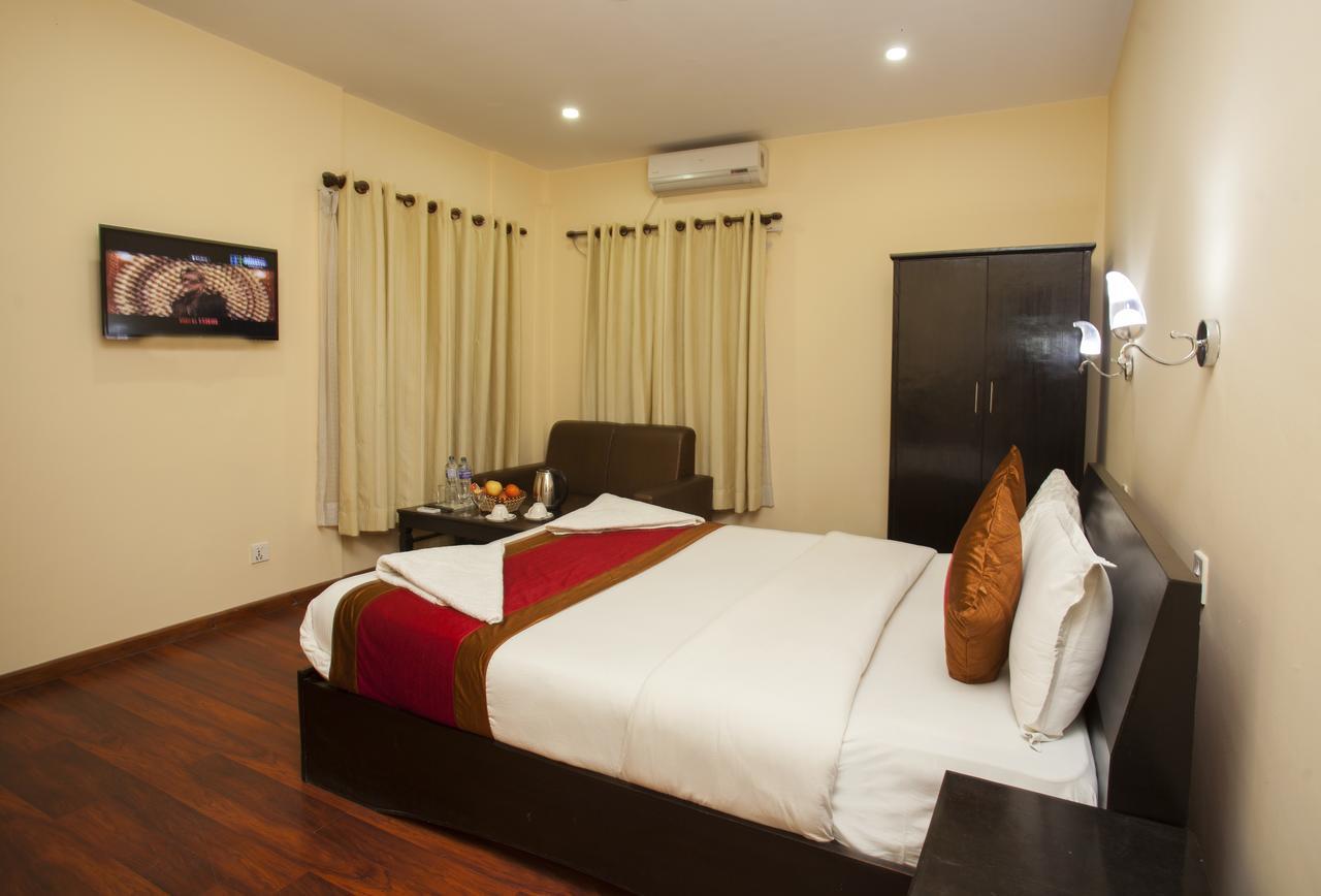 Hotel Dream City Катманду Экстерьер фото
