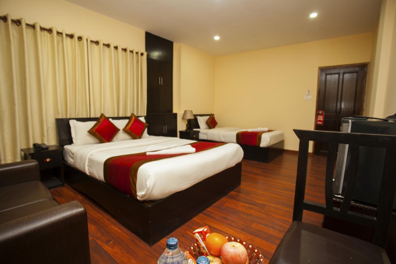 Hotel Dream City Катманду Экстерьер фото