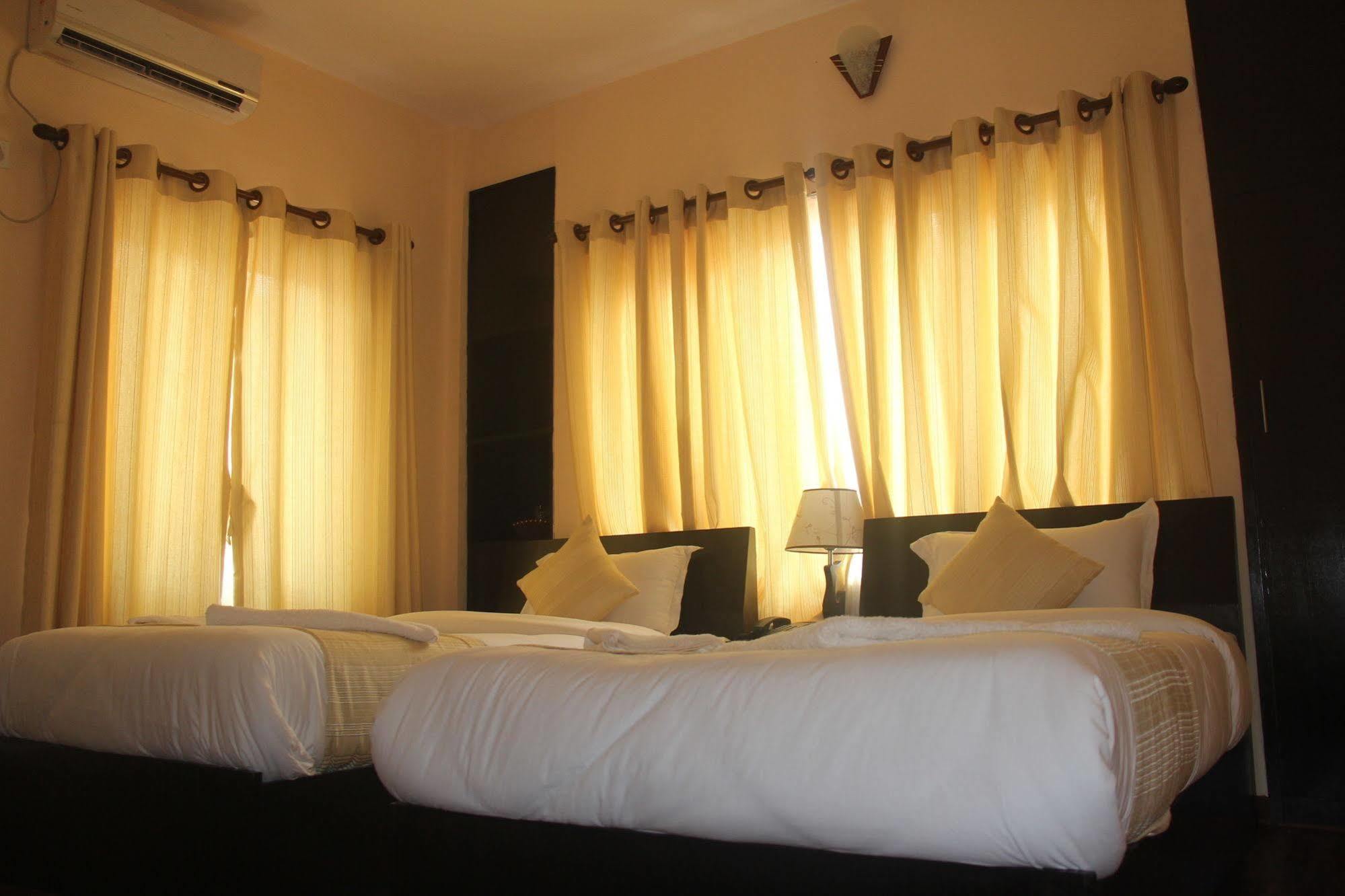 Hotel Dream City Катманду Экстерьер фото